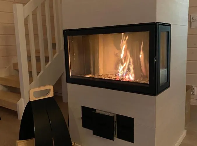 Iiris - Peaceful Lapland Surrounded By Nature Chalet