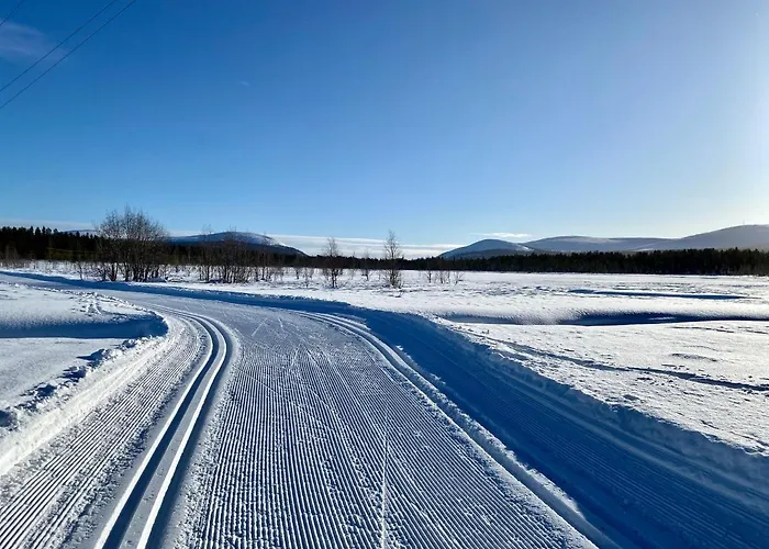 Iiris - Peaceful Lapland Surrounded By Nature Äkäslompolo